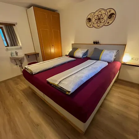 Rita Kroell Daire Mayrhofen